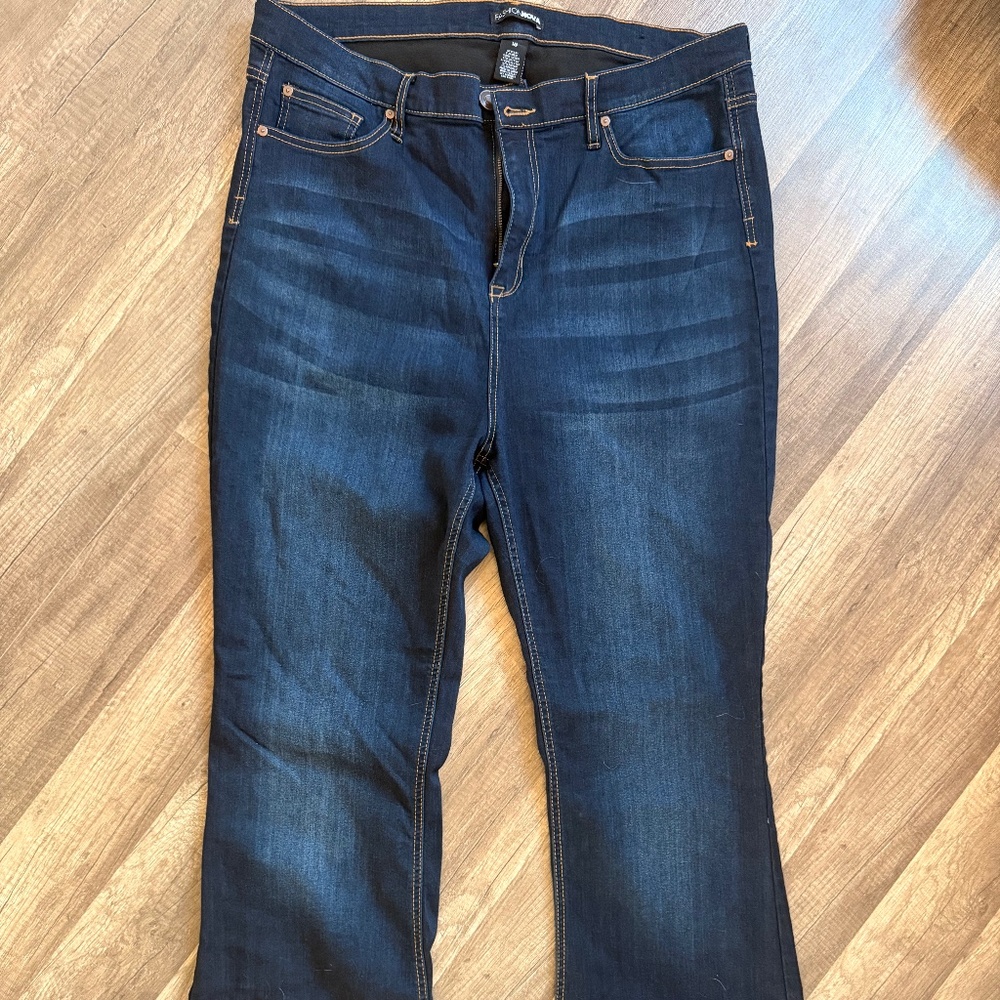 Fashion Nova Flare Jeans Dark Wash NWOT